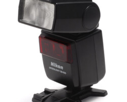 Вспышка Nikon SB-600 Вспышка Nikon SB-600